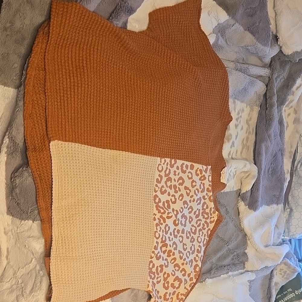 Stylish Women's Sweater in Orange and Cream